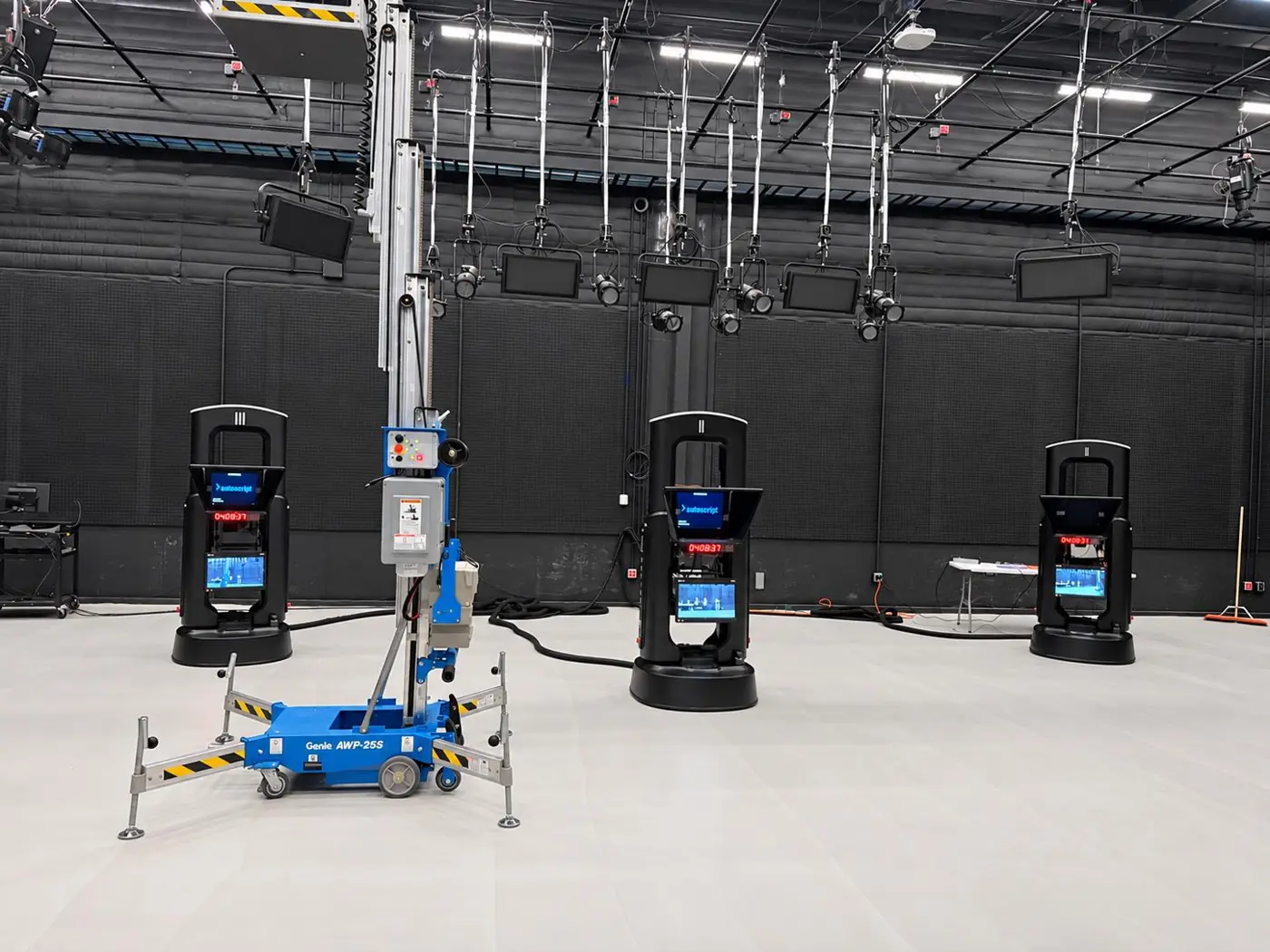Robotic camera studio